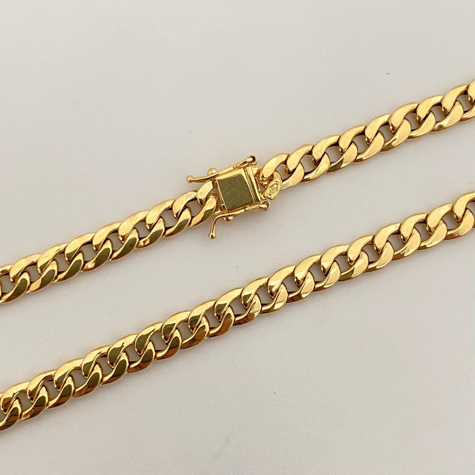 Cadena It cubana broche especial Oro amarillo 18k +1 / 13,0 Gr / 5,6 mm / 60 Cm